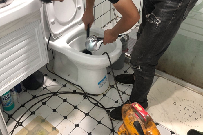 普兰疏通下水道